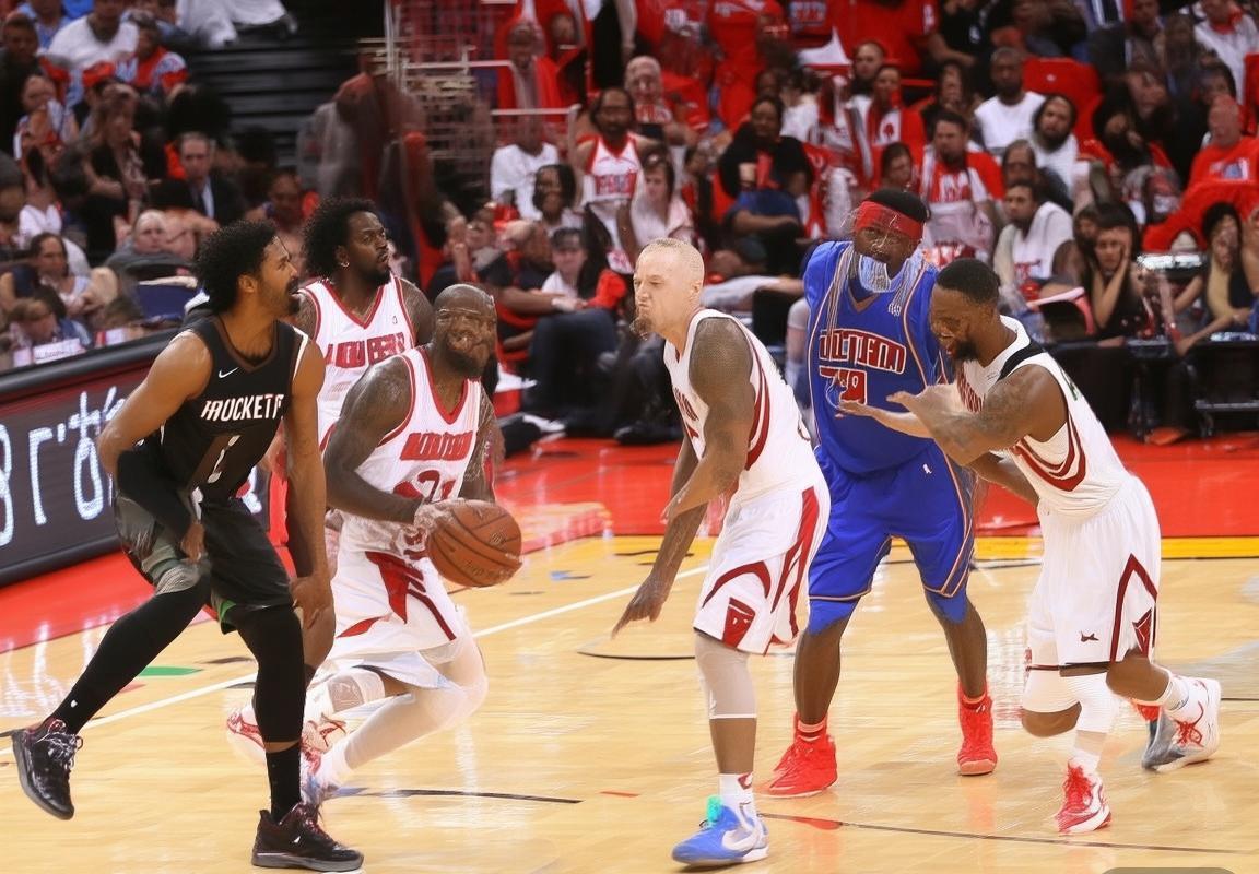 2003年NBA火箭活塞经典对决：姚麦联手演绎篮球传奇(图3)